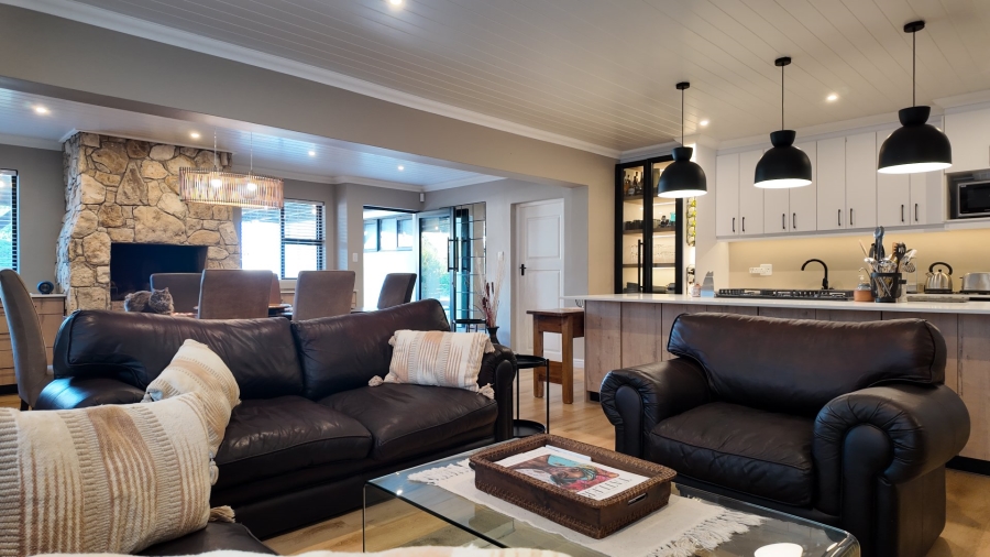 3 Bedroom Property for Sale in Stilbaai Wes Western Cape